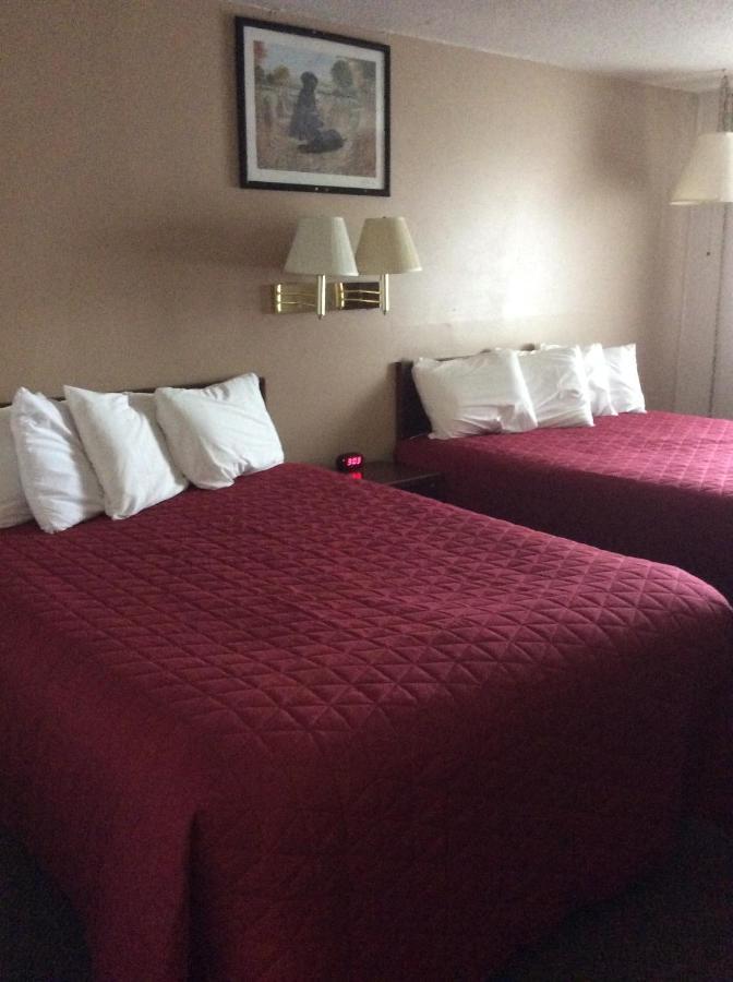 Sports Club Motel Wayne Bagian luar foto