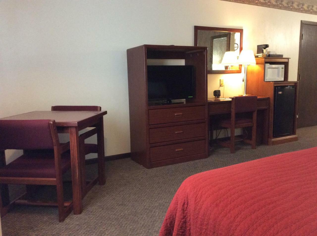 Sports Club Motel Wayne Bagian luar foto